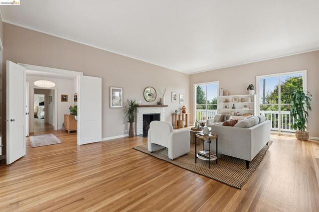 798 Creston Rd, Berkeley, CA 94708