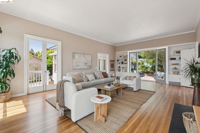 798 Creston Rd, Berkeley, CA 94708