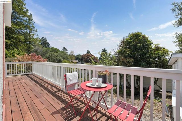 798 Creston Rd, Berkeley, CA 94708