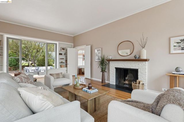 798 Creston Rd, Berkeley, CA 94708