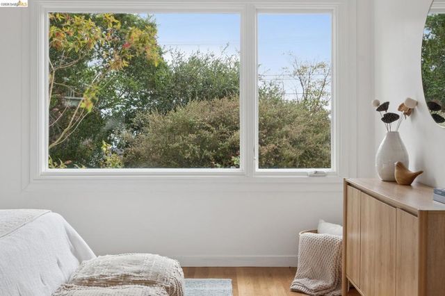 798 Creston Rd, Berkeley, CA 94708