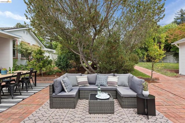 798 Creston Rd, Berkeley, CA 94708