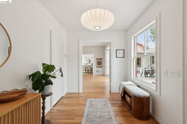 798 Creston Rd, Berkeley, CA 94708