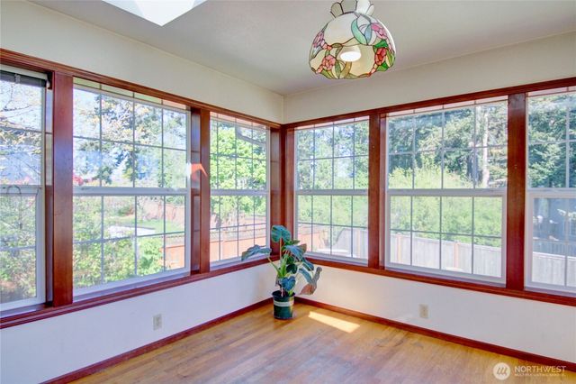 1120 SW 8th Avenue, Oak Harbor, WA 98277