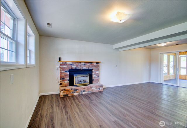1120 SW 8th Avenue, Oak Harbor, WA 98277