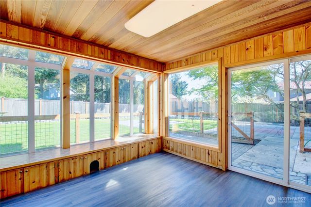 1120 SW 8th Avenue, Oak Harbor, WA 98277