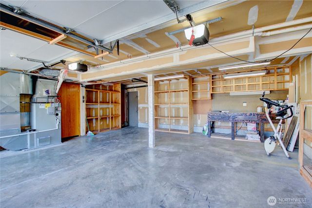 1120 SW 8th Avenue, Oak Harbor, WA 98277