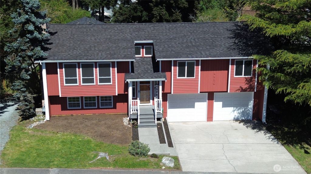 1120 SW 8th Avenue, Oak Harbor, WA 98277