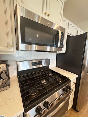 1324 Coffeetree Drive, Woodruff, SC 29388