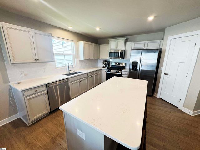 1324 Coffeetree Drive, Woodruff, SC 29388