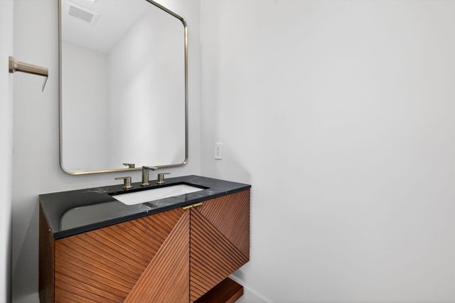 2717 NE 33rd Street, Fort Lauderdale, FL 33306