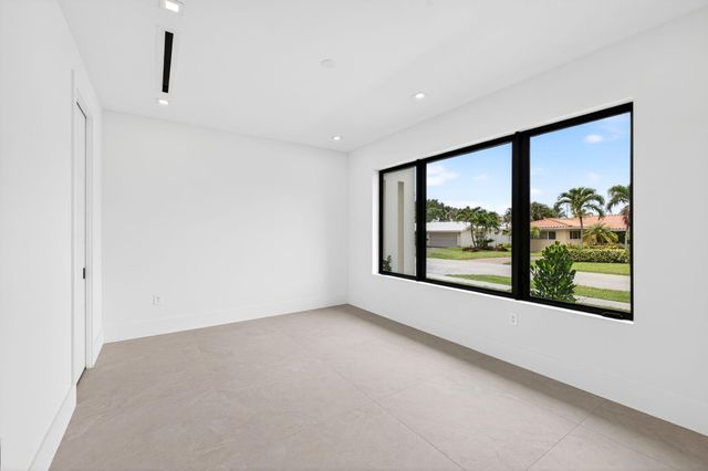 2717 NE 33rd Street, Fort Lauderdale, FL 33306