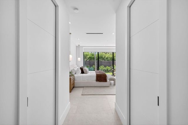 2717 NE 33rd Street, Fort Lauderdale, FL 33306