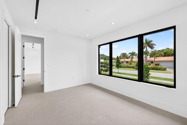 2717 NE 33rd Street, Fort Lauderdale, FL 33306
