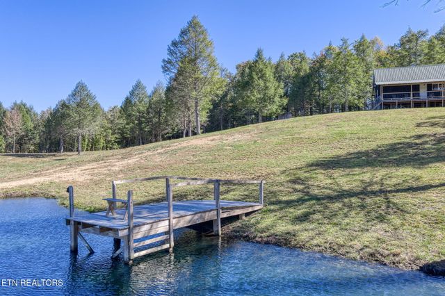 4832 Lovejoy Rd, Crawford, TN 38554