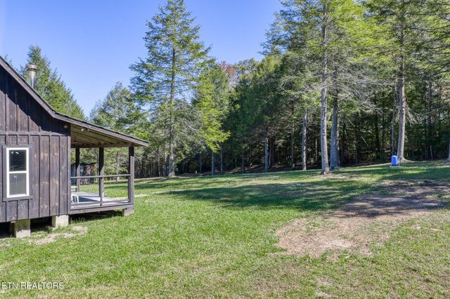 4832 Lovejoy Rd, Crawford, TN 38554