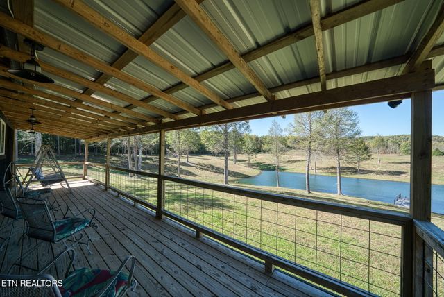 4832 Lovejoy Rd, Crawford, TN 38554