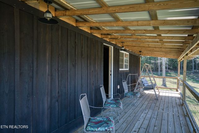 4832 Lovejoy Rd, Crawford, TN 38554