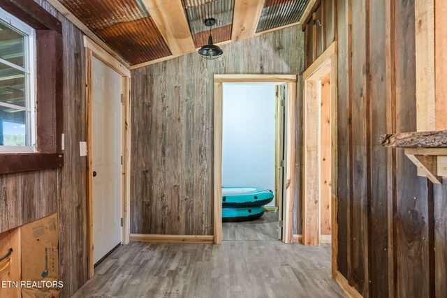 4832 Lovejoy Rd, Crawford, TN 38554