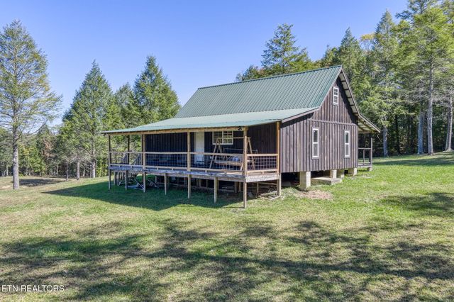 4832 Lovejoy Rd, Crawford, TN 38554