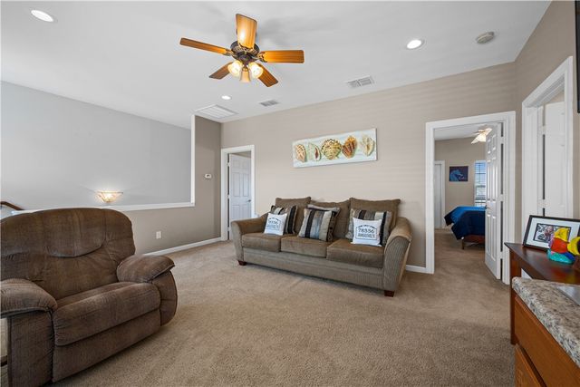 1050 S Bay St, Aransas Pass, TX 78336