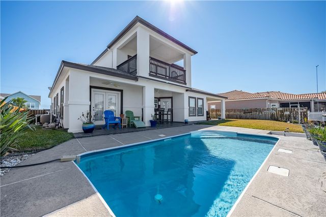 1050 S Bay St, Aransas Pass, TX 78336