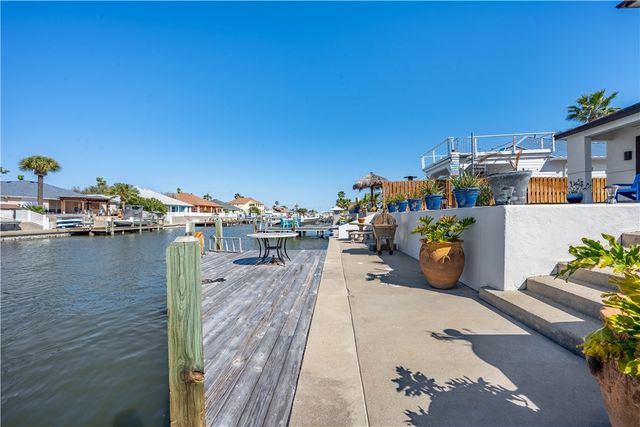 1050 S Bay St, Aransas Pass, TX 78336
