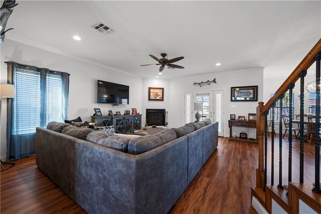 1050 S Bay St, Aransas Pass, TX 78336