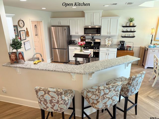 815 E Grande Blvd., S-101, Tyler, TX 75703