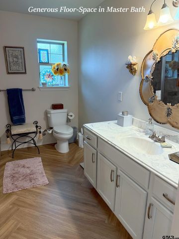 815 E Grande Blvd., S-101, Tyler, TX 75703