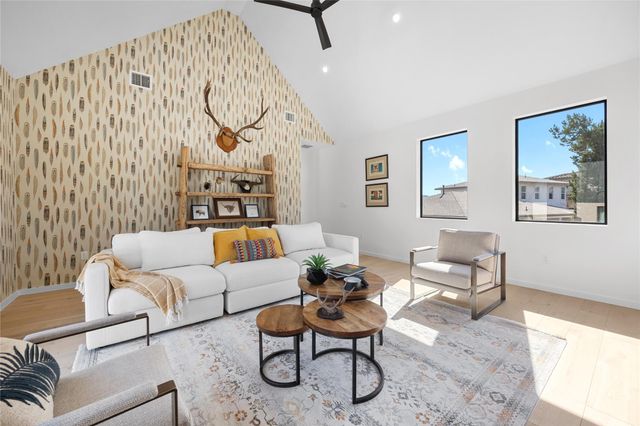 7805 Lazy River CV, Austin, TX 78730