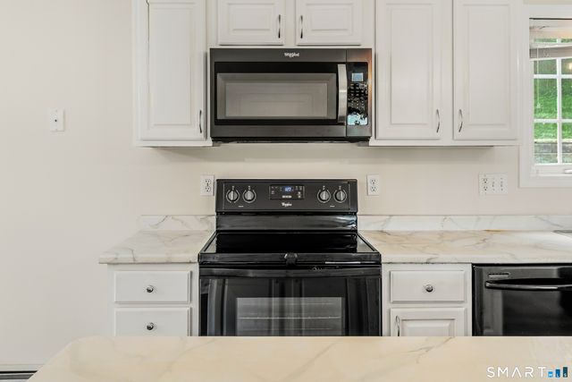 35 Lou Ann Terrace, Meriden, CT 06450