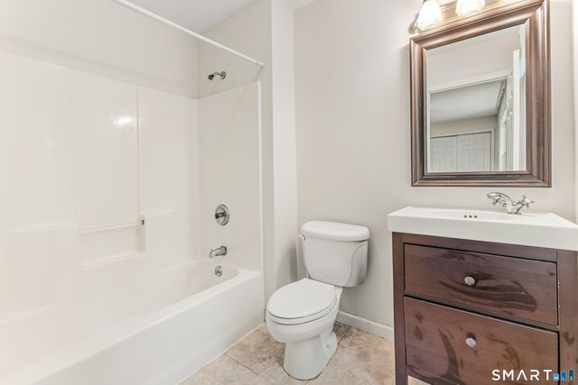 35 Lou Ann Terrace, Meriden, CT 06450