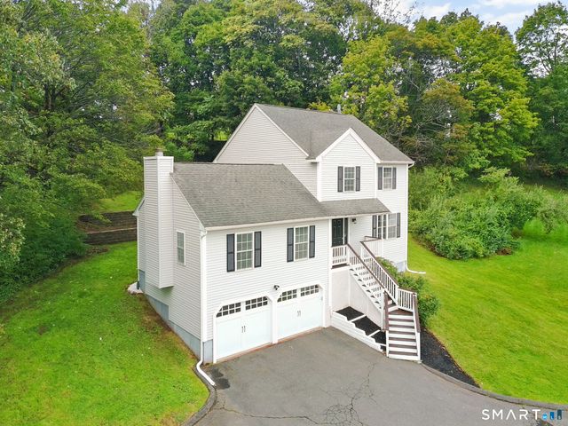 35 Lou Ann Terrace, Meriden, CT 06450