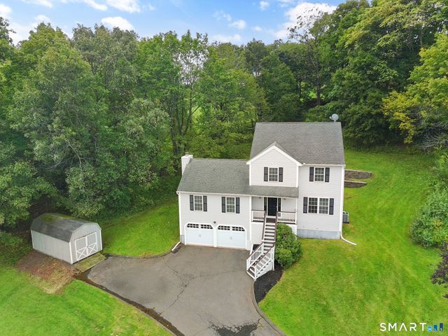 35 Lou Ann Terrace, Meriden, CT 06450