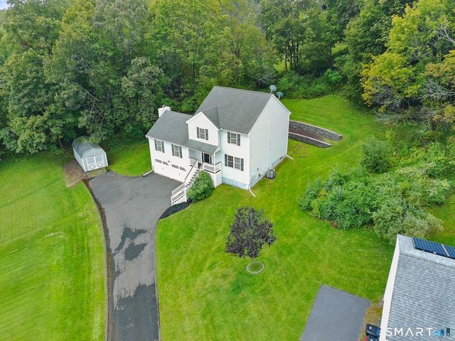 35 Lou Ann Terrace, Meriden, CT 06450