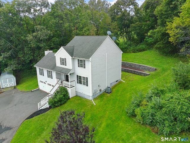 35 Lou Ann Terrace, Meriden, CT 06450