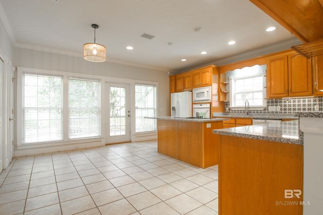 6323 Madison Drive, Gulf Shores, AL 36542