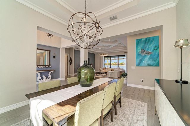 352 MARAVIYA BOULEVARD, Nokomis, FL 34275