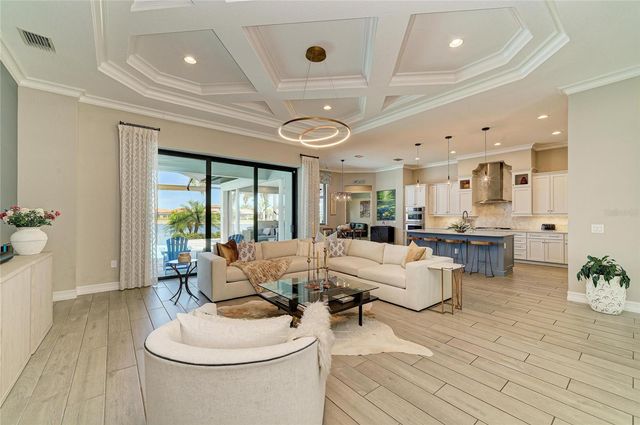 352 MARAVIYA BOULEVARD, Nokomis, FL 34275