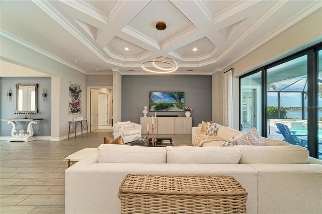 352 MARAVIYA BOULEVARD, Nokomis, FL 34275