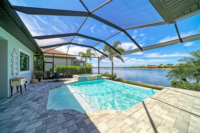 352 MARAVIYA BOULEVARD, Nokomis, FL 34275