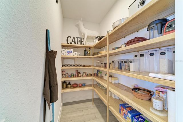 352 MARAVIYA BOULEVARD, Nokomis, FL 34275