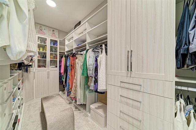 352 MARAVIYA BOULEVARD, Nokomis, FL 34275