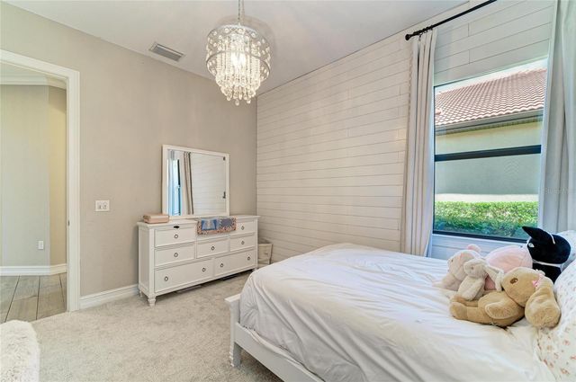 352 MARAVIYA BOULEVARD, Nokomis, FL 34275