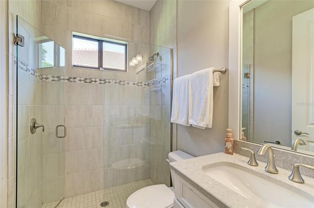 352 MARAVIYA BOULEVARD, Nokomis, FL 34275