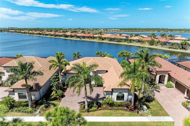 352 MARAVIYA BOULEVARD, Nokomis, FL 34275