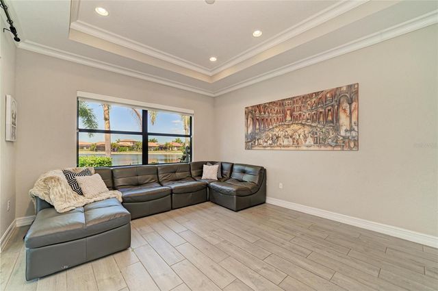 352 MARAVIYA BOULEVARD, Nokomis, FL 34275