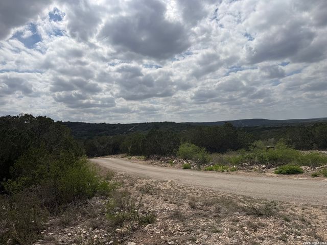 179 RR 334, Brackettville, TX 78832