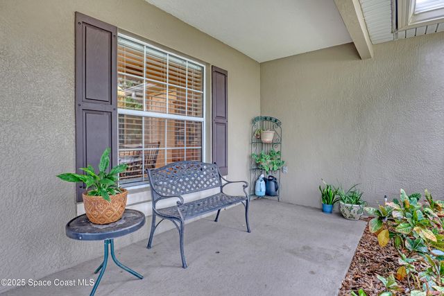 1081 Meadowbrook Road NE, Palm Bay, FL 32905